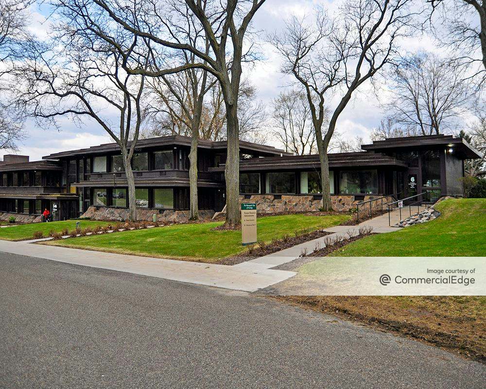 4225 Golden Valley Road, Golden Valley, MN Office Space